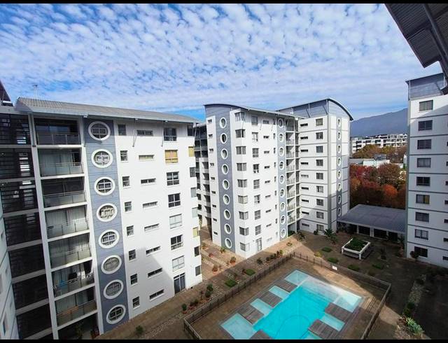 2 BEDROOM PROPERTY TO RENT IN CLAREMONT UPPER